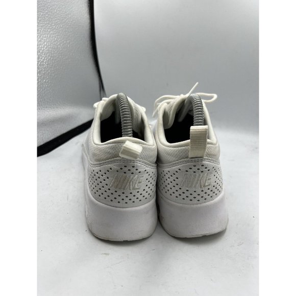 Nike‎ Air Max Thea Triple White Sneakers Shoes 599409-104 Womens Size 8 - Picture 4 of 7